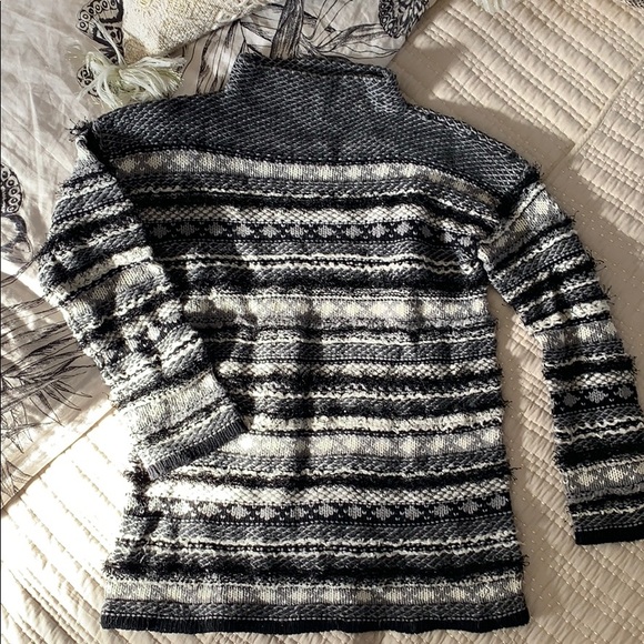 ASOS Design Black/White/Grey Mockneck Sweater S/4 - Picture 1 of 3